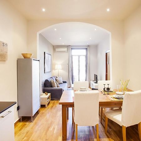 Apartments Barcelona & Home Deco Viladomat Экстерьер фото