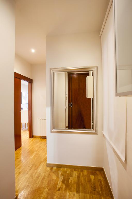 Apartments Barcelona & Home Deco Viladomat Экстерьер фото